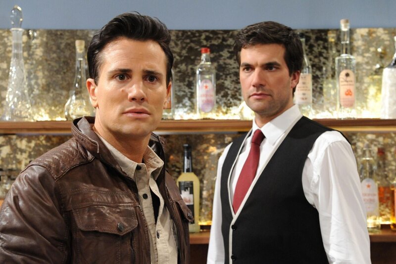 Thiago (Alfonso Losa) und Konstantin (Moritz Tittel). – Bild: ARD /​ Ann Paur