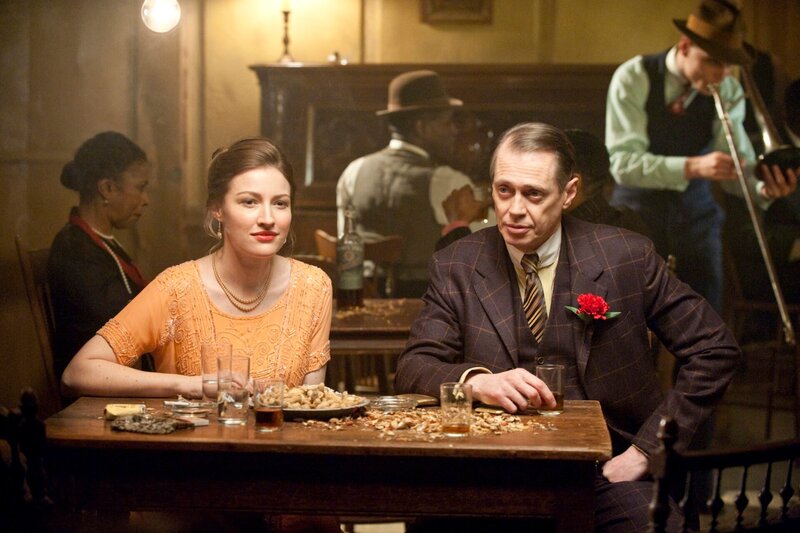 Steve Buscemi, Kelly Macdonald – Bild: SKY /​ Home Box Office, Inc.