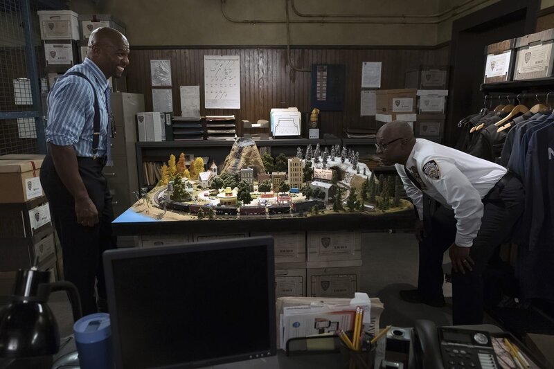 Terry Jeffords (Terry Crews, l.); Ray Holt (André Braugher, r.) – Bild: NBCUniversal Media, LLC /​ John P. Fleenor