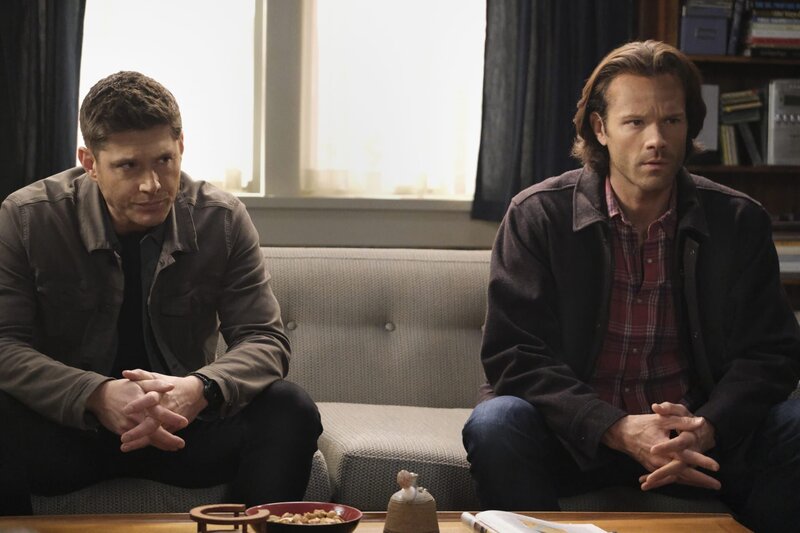 L-R: Dean Winchester (Jensen Ackles) and Sam Winchester (Jared Padalecki) – Bild: ProSieben MAXX