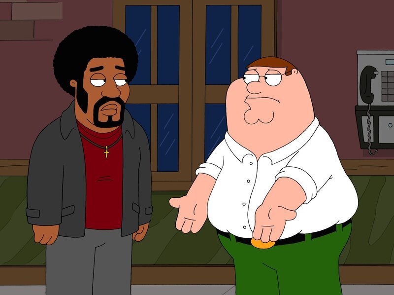 Peter (r.), Joe und Quagmire vermissen in ihrer Kneipenrunde Cleveland schmerzlich. Sie beschließen, einen neuen „vierten Freund“ zu casten und die Wahl fällt auf Jerome (l.) … – Bild: Twentieth Century Fox Film Corporation