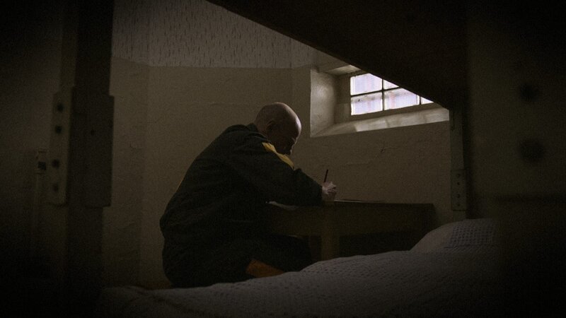 Innenansicht einer Haftzelle eines DDR-Gefängnisses. – Bild: ZDF und Klaus Wollscheid