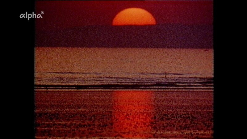 Sonnenuntergang in Armor in der Bretagne. – Bild: BR