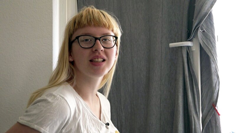 Jasmin und Maik erwarten ihr zweites Kind. Sie vermuten sogar, dass Jasmin mit Zwillingen schwanger ist. – Bild: RTLZWEI