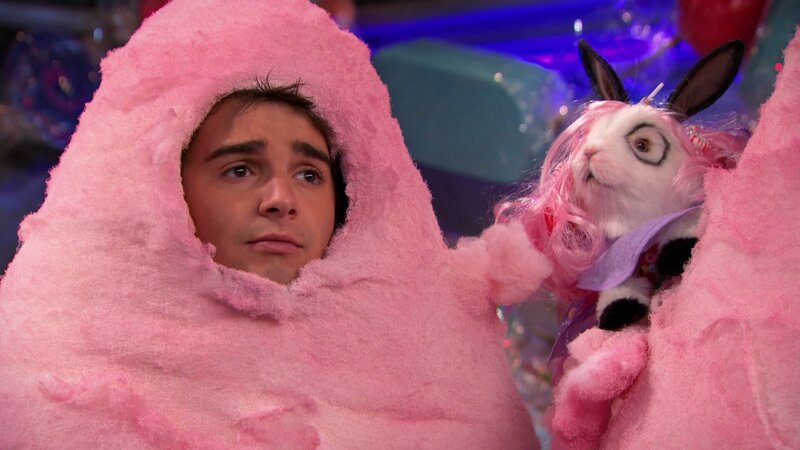 L-R: Max Thunderman (Jack Griffo), Dr. Colosso – Bild: ViacomCBS