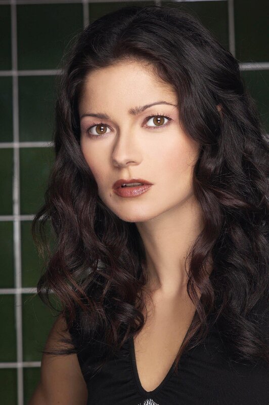 Eine Wasserleiche gibt Jordan (Jill Hennessy) Rätsel auf. Das Opfer, eine Frau, gilt seit 15 Jahren als vermisst. Doch ihr Leichnam ist gut erhalten … – Bild: VOX/​NBC