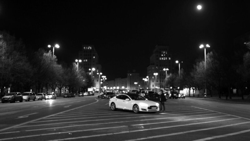 Berlin bei Nacht: Jonas trifft den Internet-Millionär Ehssan Dariani. – Bild: BR/​rbb/​weltrecorder