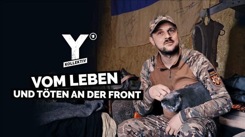 Key Visual mit Typo zu „Y-Kollektiv – Vom Leben und Töten an der Ukraine-Front“. Sie waren Verkäufer, Bankangestellte, Fitnesstrainer. Jetzt kämpfen Tausende von ihnen an der ukrainischen Front. – Bild: Marcus Heep /​ BR