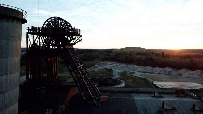 Die Mine von außen – Bild: TLC