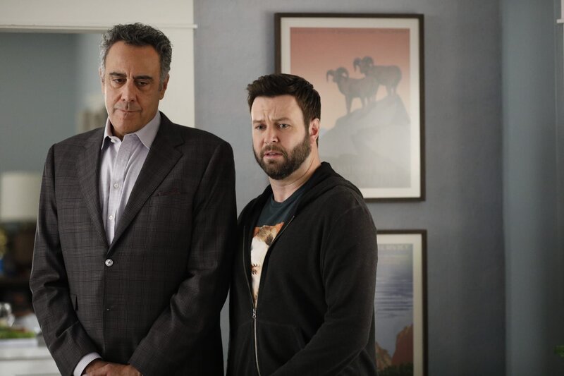 L-R: Douglas Fogerty (Brad Garrett), Will Cooper (Taran Killam) – Bild: American Broadcasting Companies