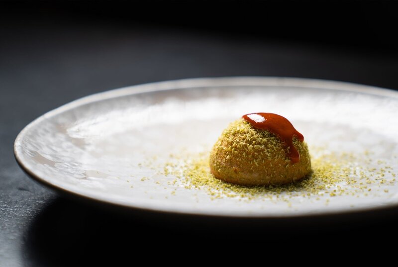 Komposition von Sterne-Koch René Frank, Restaurant CODA, in Berlin – Bild: SR/​SWR/​Christoph Heymann von hey /​ SR-Kommunikation