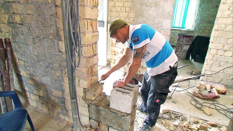 Matthias bei der Arbeit – Bild: RTL II