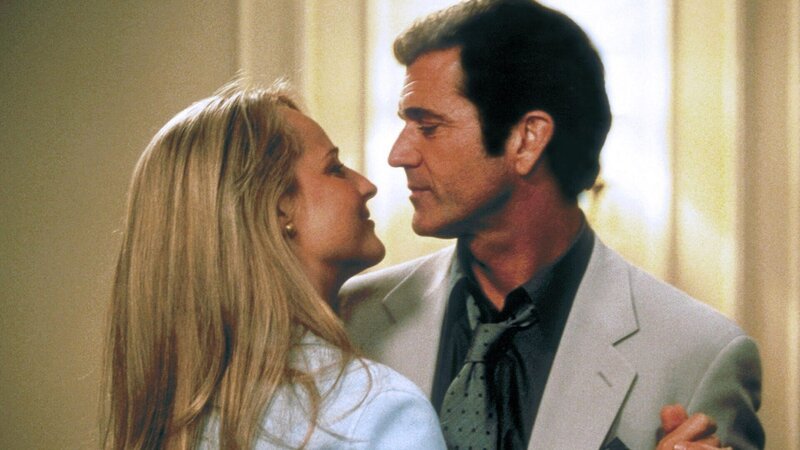 Darcy (Helen Hunt) und Nick (Mel Gibson) kommen sich näher.. – Bild: RTL II Darcy (Helen Hunt) und Nick (Mel Gibson) kommen sich näher.. – Bild: RTL II