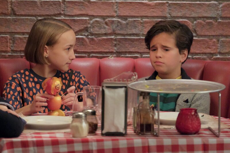 L-R: Sophie Cooper and Graham D’Amato – Bild: American Broadcasting Companies