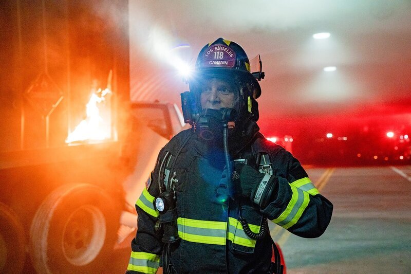 Bobby Nash (Peter Krause) – Bild: ORF/​PRO7