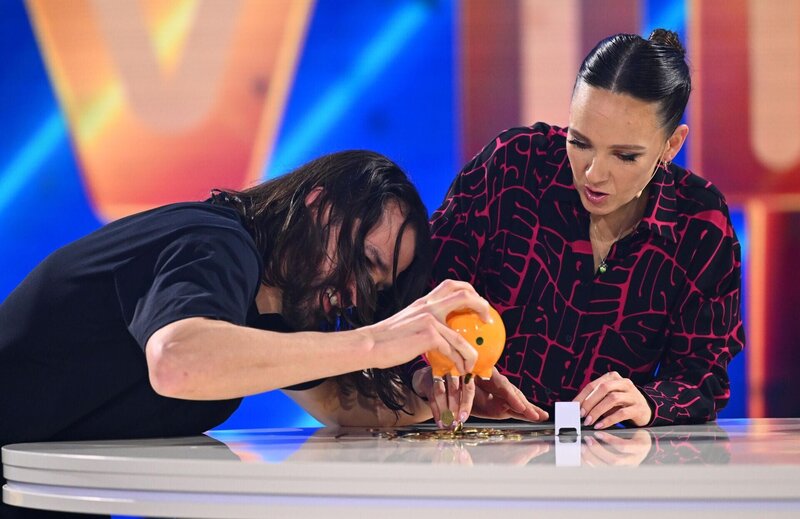 David Kebekus (l.); Carolin Kebekus (r.) – Bild: ProSieben /​ Willi Weber