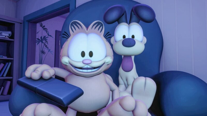 Garfield und Odie schlagen sich die Nacht mit dem Monsterfilm-Marathon um die Ohren, obwohl Jon es eigentlich verboten hat. – Bild: ORF/​Mediatoon/​Dargaud Media/​Paws Inc.
