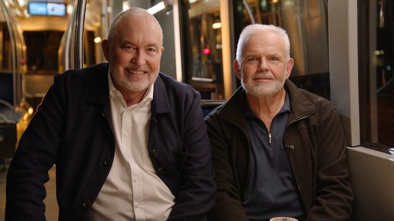 Andreas Bönte (links) mit Hermann Saur. – Bild: Michael Maylandt /​ BR