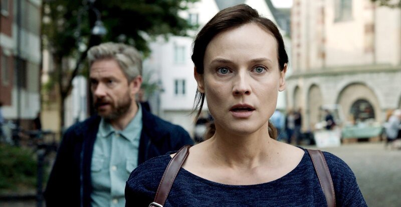 Die Mossad-Agentin Rachel (Diane Kruger) lässt sich von ihrem besorgten Fürsprecher und Verbindungsmann Thomas Hirsch (Martin Freeman) nicht überreden, mit dem Geheimdienst zu kooperieren, und geht ihren eigenen Weg. – Bild: ZDF Die Mossad-Agentin Rachel (Diane Kruger) lässt sich von ihrem besorgten Fürsprecher und Verbindungsmann Thomas Hirsch (Martin Freeman) nicht überreden, mit dem Geheimdienst zu kooperieren, und geht ihren eigenen Weg. – Bild: ZDF