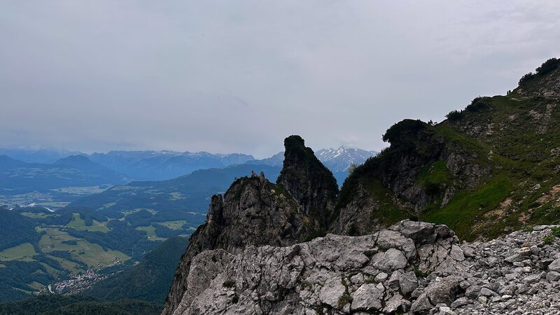 Der bayerische Teil des Untersbergs während ServusTVs „Heimatleuchten der Untersberg“. – Bild: ServusTV /​ Florian Guthknecht