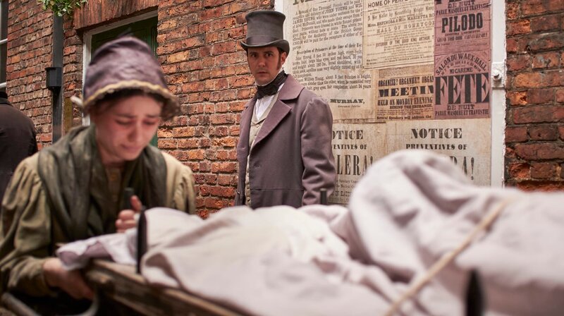 Dr. John Snow (Sam Swainsbury) – Bild: WDR/​Mammoth Screen Limited/​ITV