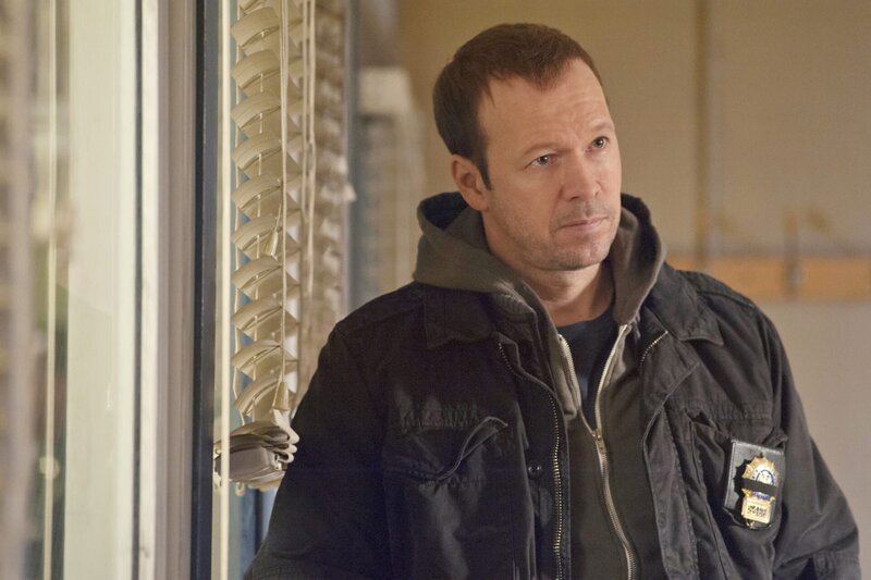 Es wird persönlich bei den Ermittlungen: Danny (Donnie Wahlberg) will den Polizistenmörder Phantom um jeden Preis schnappen und wendet dafür auch unkonventionelle Methoden an … – Bild: CBS Broadcasting Inc.