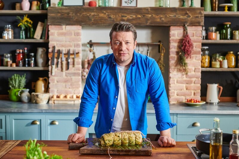 Jamie Oliver    +++ – Bild: RTL /​ ©2022 Jamie Oliver Enterprises Ltd