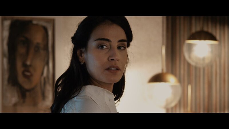 Sara (Lara Wolf) – Bild: Tele 5