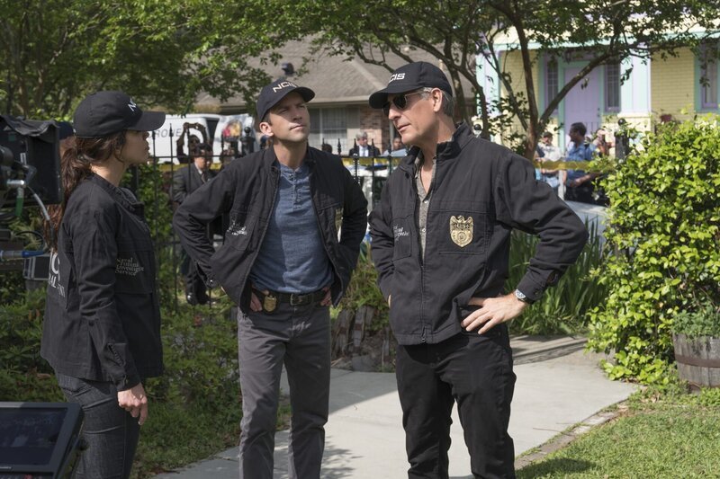 Nachdem ein Artikel mit brisanten Informationen veröffentlicht wurde, begeben sich Tammy (Vanessa Ferlito), LaSalle (Lucas Black) und Pride (Scott Bakula) auf die Suche nach dem heimlichen Informanten innerhalb ihres Teams … – Bild: CBS Broadcasting, Inc.