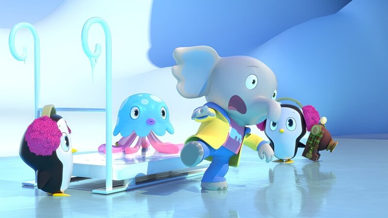 Ganz schön glatt! Bei Yoyos Eishotel gerät Mamfie ins Rutschen. – Bild: KiKA/​ZODIAK KIDS STUDIO FRANCE/​ ANIMOKA