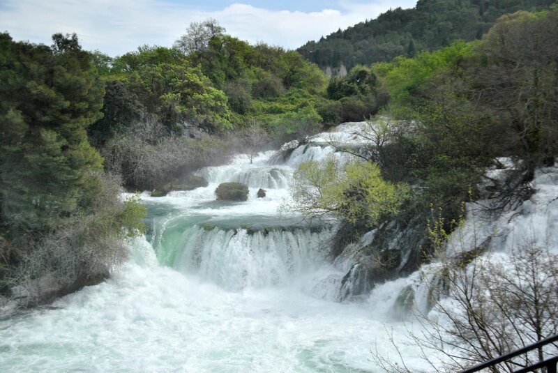 Kryker Wasserfall. – Bild: ZDF und ORF/​Ranfilm.