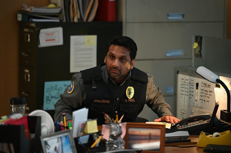ANIMAL CONTROL: Ravi Patel in the „Rabbits and Pythons“ episode of ANIMAL CONTROL airing Thursday, Feb 23 (9:01⁠–⁠9:30 PM ET/​PT) on FOX. – Bild: Sergei Bachlakov