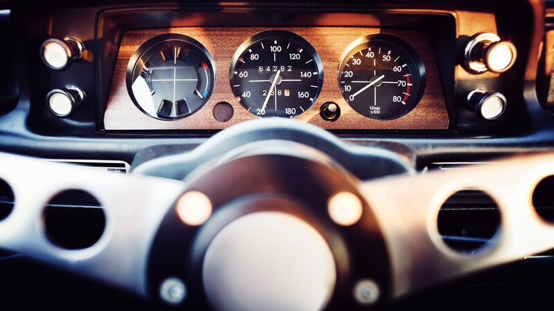 Episode 11. Find out how condoms, classic car gauges, chocolate marble cake, and ghillie kettles are made. – Bild: Discovery Channel