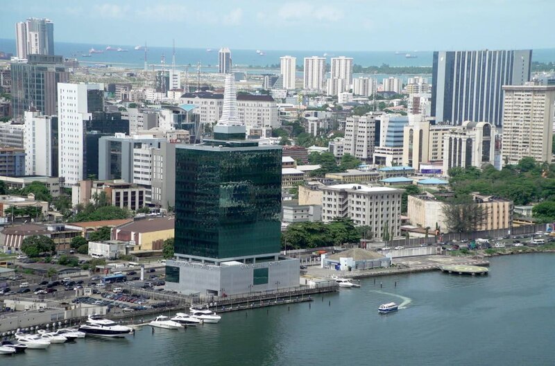 Nigeria: ein lautes, lebensfrohes und weltoffenes Land auf dem afrikanischen Kontinent – Bild: Elephant Doc