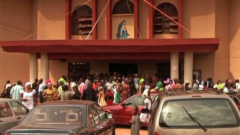 Kirche in Nigeria – Bild: Bibel TV