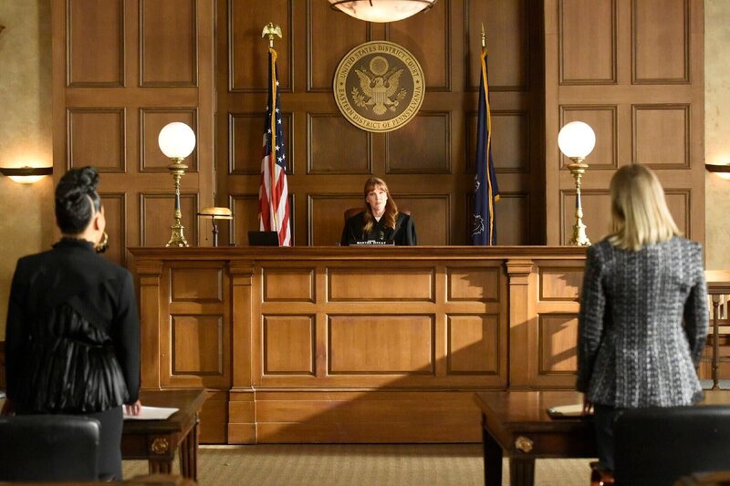 Judge Vitkay (Kathleen York) – Bild: TVNOW /​ ABC Studios