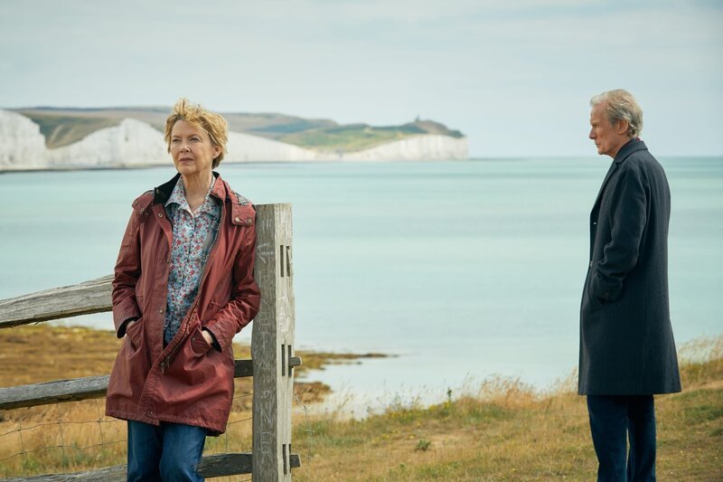 L-R: Annette Bening als Grace, Bill Nighy als Edward – Bild: Robert Viglasky L-R: Annette Bening als Grace, Bill Nighy als Edward – Bild: Robert Viglasky