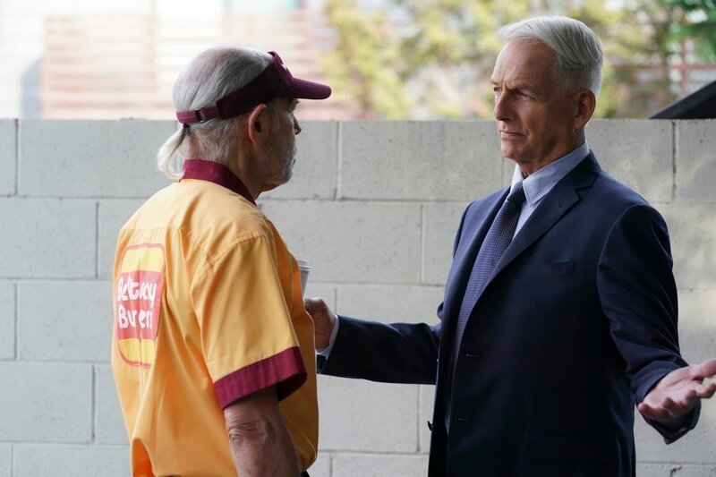 Joe Spano as Tobias „T.C.“ Fornell, Mark Harmon as NCIS Special Agent Leroy Jethro Gibbs. – Bild: Sonja Flemmiing / CBS Joe Spano as Tobias „T.C.“ Fornell, Mark Harmon as NCIS Special Agent Leroy Jethro Gibbs. – Bild: Sonja Flemmiing / CBS