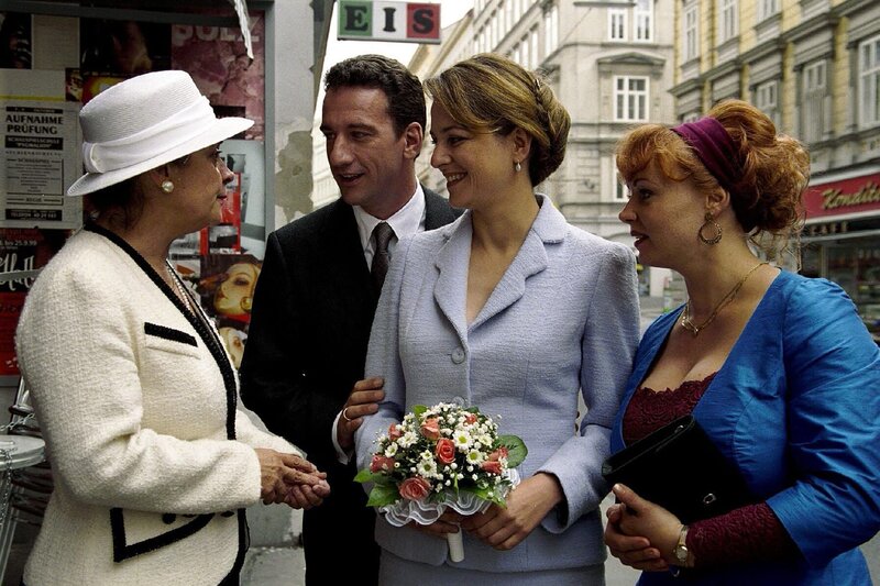 Happy Hour oder Glück und Glas – Bild: ZDF/​ORF/​Petro Domenigg