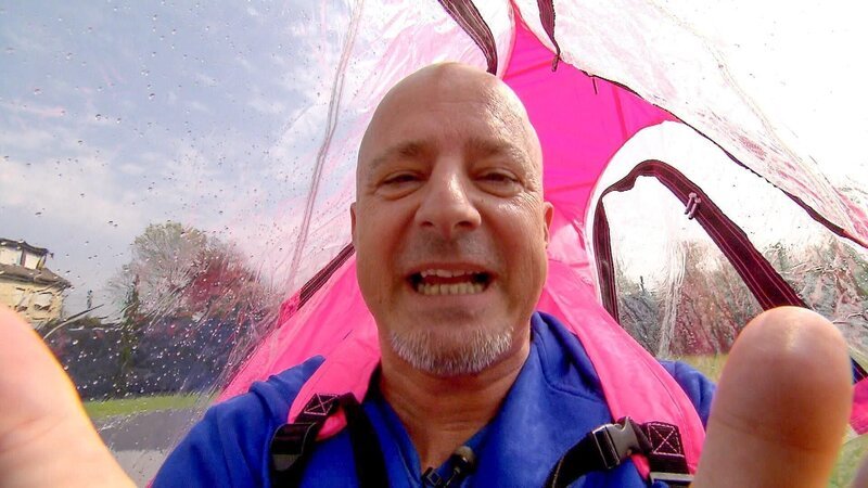 Detlef testet den „Walking Pod“ – Bild: RTL /​ Spezial 1