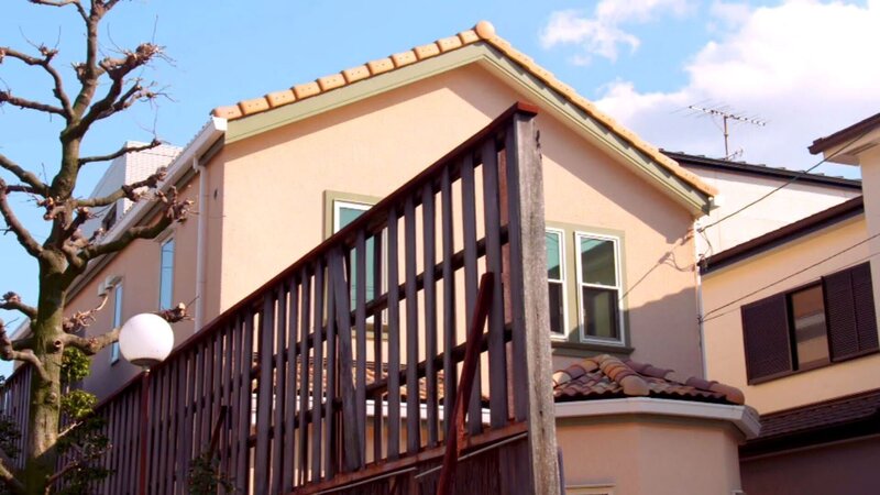 Australier All arbeitet seit sechs Jahren als Feldhockey-Trainer in Vancouver, Kanada, und hat nun das Angebot bekommen, die japanische Damenmannschaft für die Olympischen Spiele zu trainieren. Eine echte Chance, doch dafür muss er mit der ganzen Familie nach Nagoya ziehen. – Bild: Tanja Bachetzky /​ HGTV