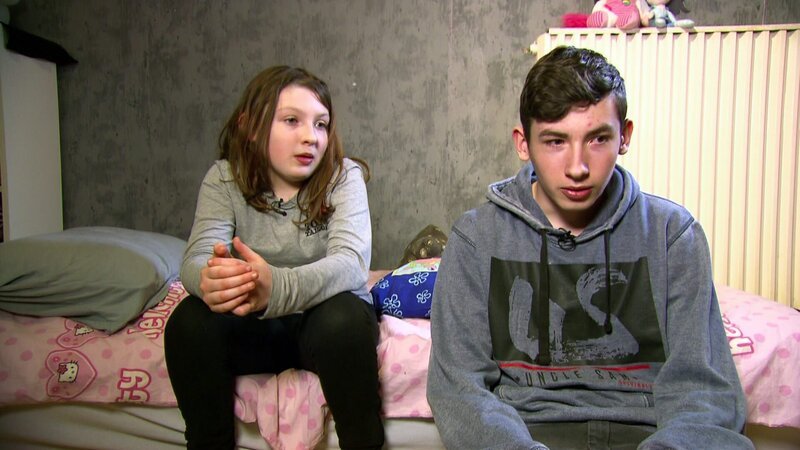 Talina mit ihrem Bruder Jason – Bild: RTL Zwei