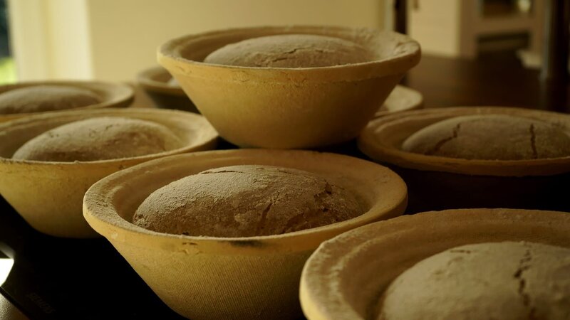 Brot ist das Ergebnis einer magischen Transformation – Bild: docstation