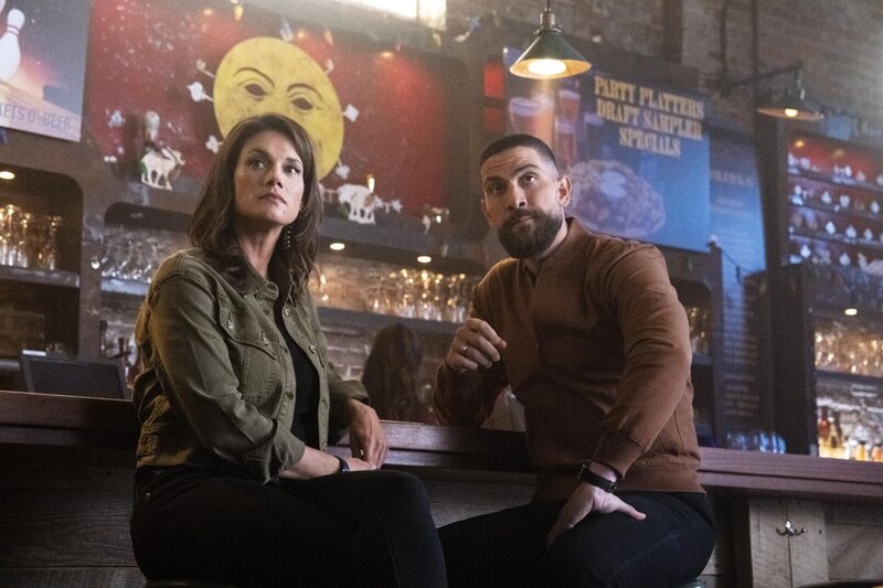 FBI SA Maggie Bell (Missy Peregrym, l.); FBI SA Omar Adom ‚OA‘ Zidan (Zeeko Zaki, r.) – Bild: CBS Broadcasting, Inc. /​ Bennett Raglin