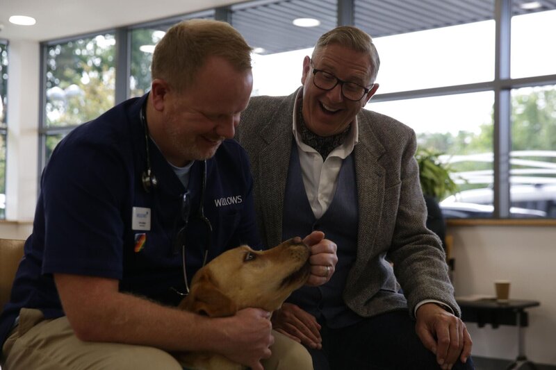 Graeme Hall (r.) – Bild: Avalon Factual