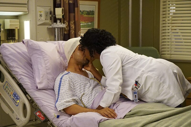 Während Owen und Amelia in ihrer Beziehung den nächsten Schritt wagen, finden Stephanie (Jerrika Hinton, r.) und Kyle (Wilmer Valderrama, l.) auch wieder näher zueinander … – Bild: American Broadcasting Companies, Inc.