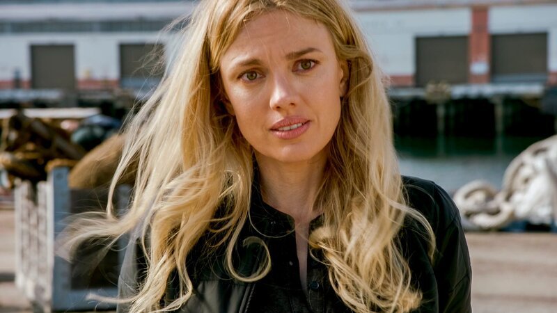 Anastasia „Anna“ Kolcheck (Bar Paly) – Bild: CBS