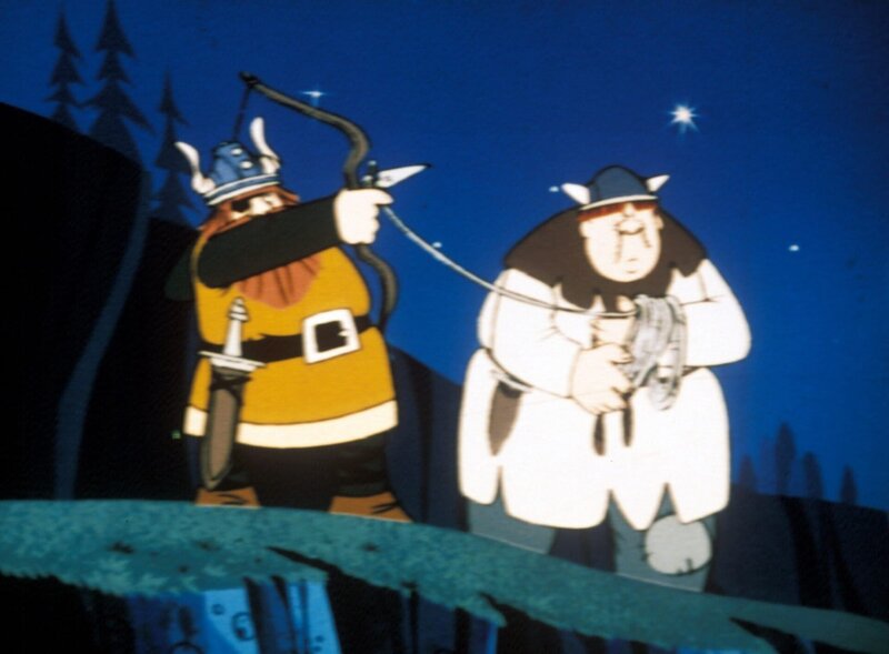 Halvar und Faxe nähern sich nachts dem Kriegslager. Sie wollen die Waffen an sich bringen. – Bild: ORF/​Apollo Filmverleih