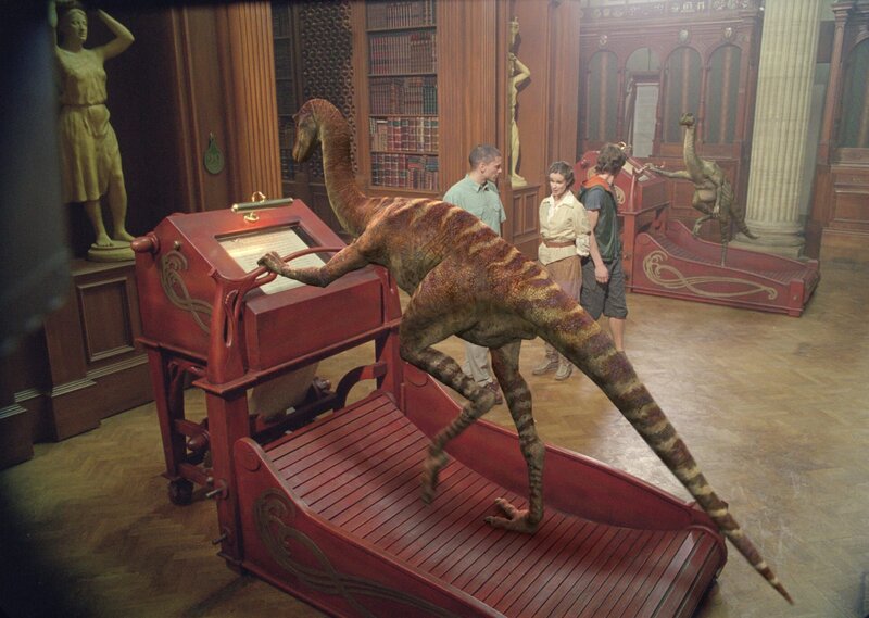 Karl (Tyron Leitso), David (Wentworth Miller,l.) und Marion (Katie Carr). – Bild: TMG