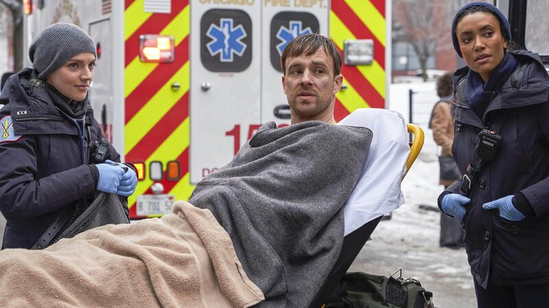 V.l.: Sylvie Brett (Kara Killmer), Keith (Sean Kleier), Emily Foster (Annie Ilonzeh) – Bild: Foto: RTL /​ NBCUniversal Media, LLC